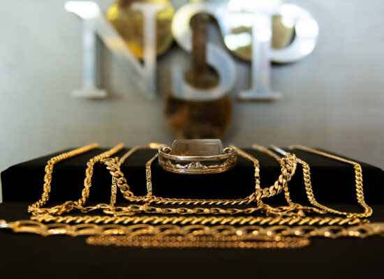 Gold Necklaces and Bracelets in all styles at Nicol Street Pawnbrokers every day.